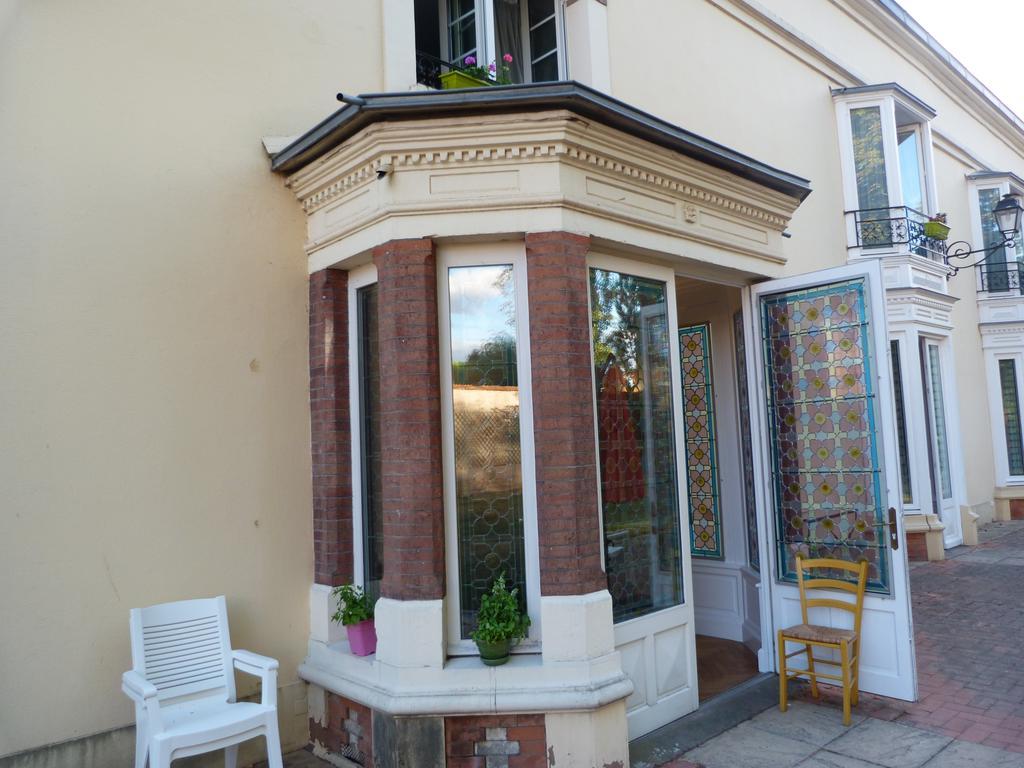Logis Hotel Restaurant La Tour De Ciron Carmaux 외부 사진