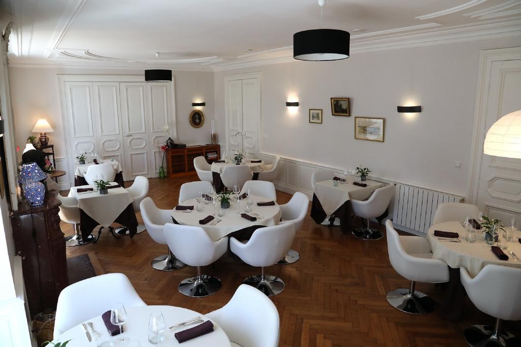 Logis Hotel Restaurant La Tour De Ciron Carmaux 외부 사진